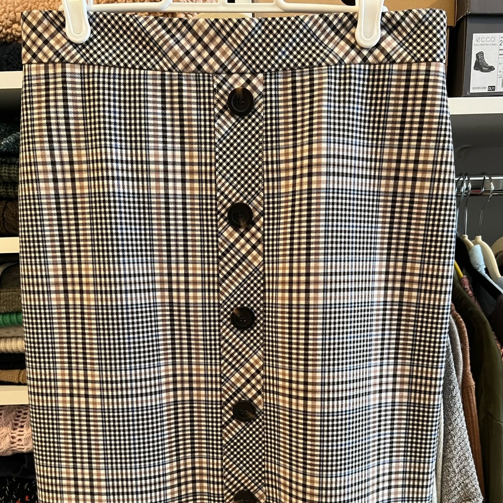 Ann Taylor Pencil Skirt - LIKE NEW